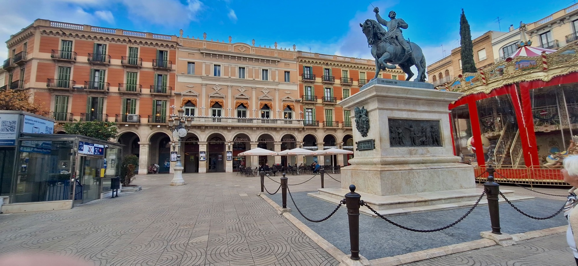 Theater Fortuyn met gerneraal Prim